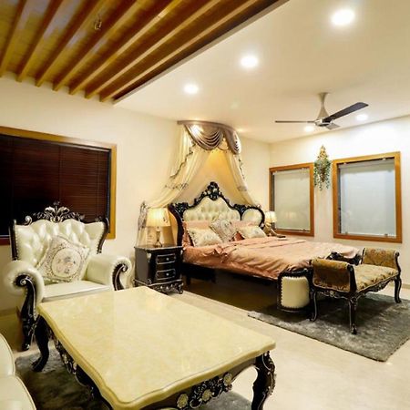 Royal Inn Hotel Ambaji Екстериор снимка